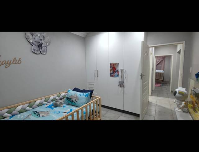 3 BEDROOM TOWNHOUSE FOR SALE IN ARCON PARK
